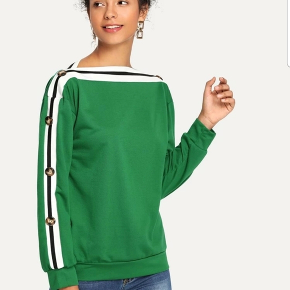 ☆LAST ONE☆ Green Boat Neck w/Buttons - Picture 3 of 5